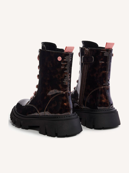 Kinderstiefel aus Lackleder mit Schnürsenkeln Braun