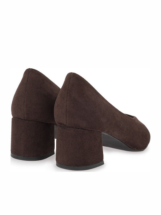 Pumps Mit Mittelhohem Braunen Absatz
