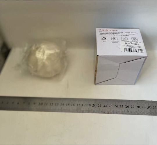 Presă de usturoi manuală din plastic 7x7.5cm