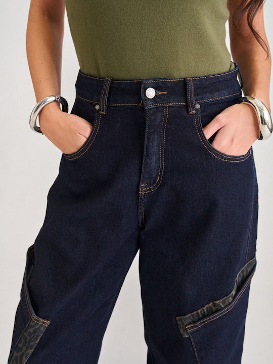 Women's Jean Pants in Balloon Leg Style