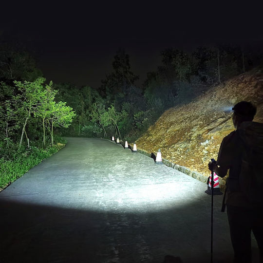 Wuben Rechargeable LED Head Flashlight IP68 with Maximum Brightness 1200lm