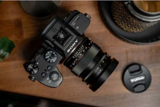 Photographic Lens Nokton 28 mm f/1,5 Fixed for Sony E Mount Black