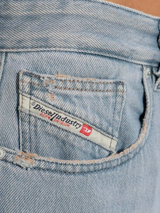 Women's Jean Pants in Relaxed Fit