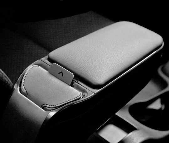 Rati Armster Car Leather Armrest for Fiat 500L 2018+ Black
