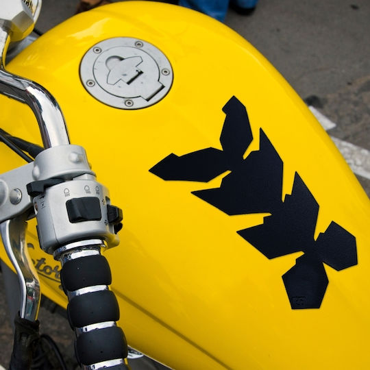 Oxford Mantis Low Profile Tank Protector Decal