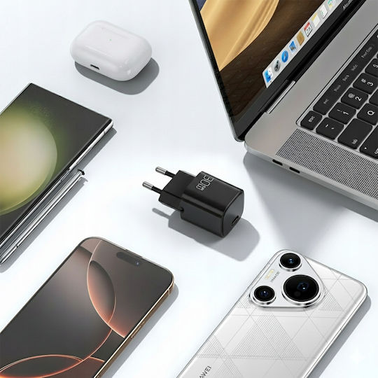 Mcdodo Handyladegerät mit USB-C Ausgangsanschluss und Kabel USB-C - USB-C 30W Schwarz (CH-0082)