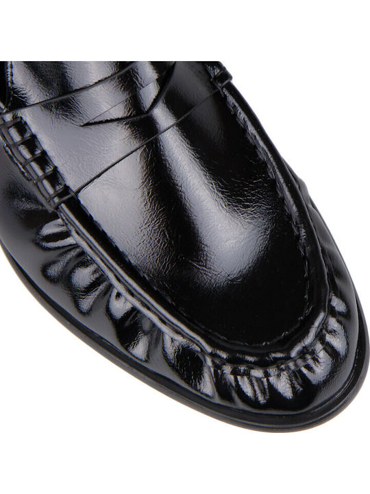 Patent Leather Women's Loafers in Black