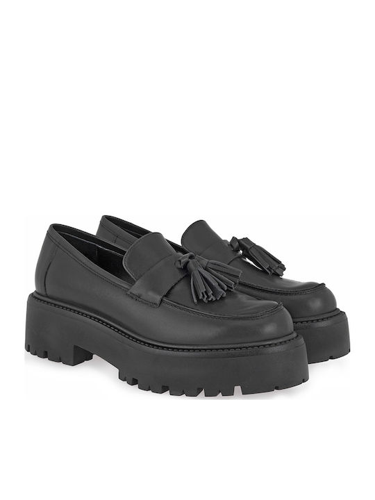 Tsakiris Mallas