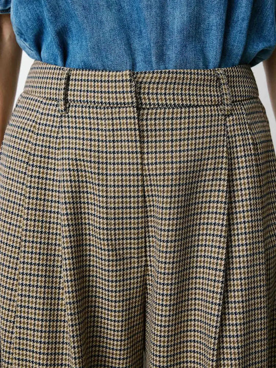 Costum Damă Bej cu Croială Lejeră