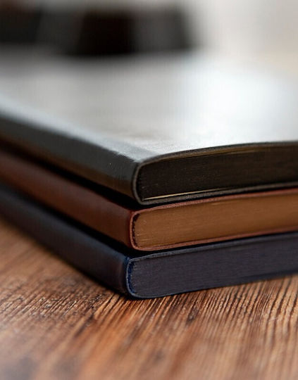 Letts Täglicher Terminkalender A5 2027 aus Leder