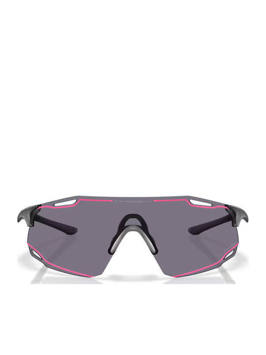 Cybr Dyno Unisex Sunglasses with Grey Horn-Rimmed Frame and Purple Lens
