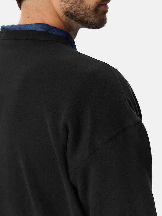 Black Sweatshirt