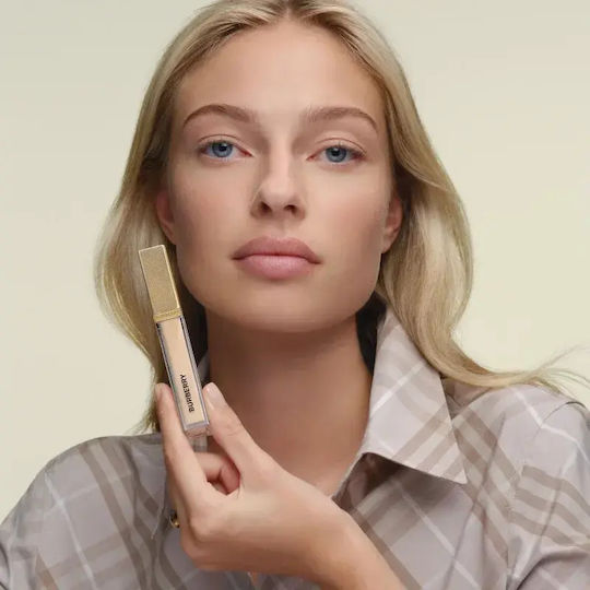 Burberry Liquid Foundation 100 Medium Deep Cool