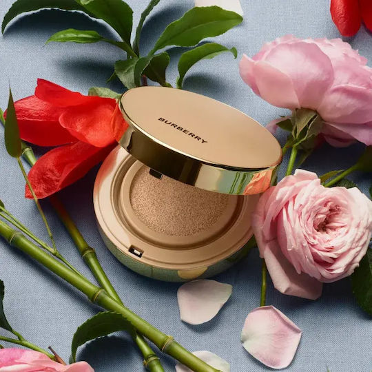 Burberry Long-wear Cushion Cushion Foundation SPF15 Light Warm 40 14gr
