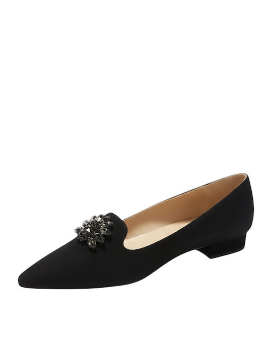 Schwarze Lederpumps mit niedrigem Absatz