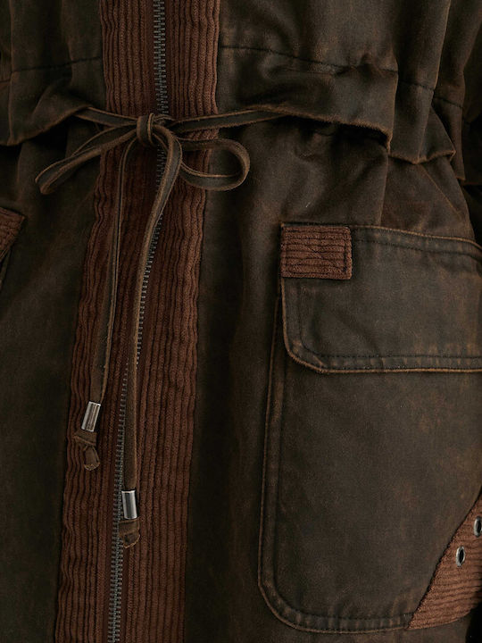 Langer Damenparka für den Winter Braun