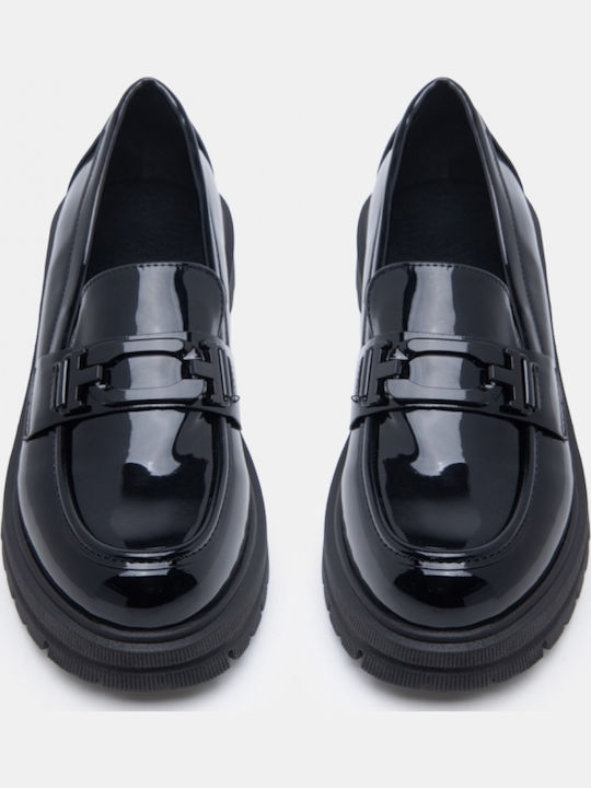 Women's Loafers in Black