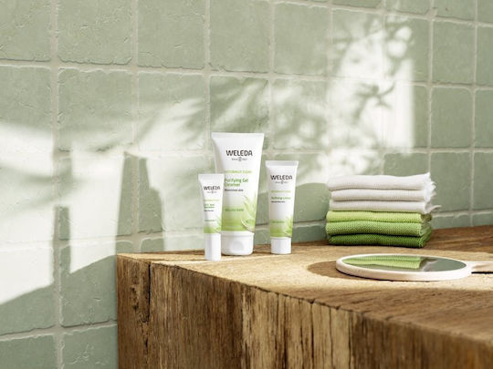 Weleda Gel Purificator Natural Clar Pentru Curățarea Feței Împotriva Imperfecțiunilor Și Controlul Sebumului 100ml