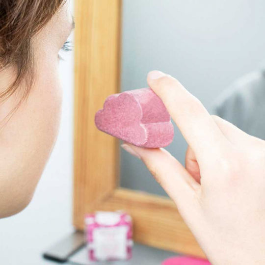 Lamazuna Facial Cleanser Konjac Sponges for Face Cleansing with Moisturizing and Soothing Action 25g