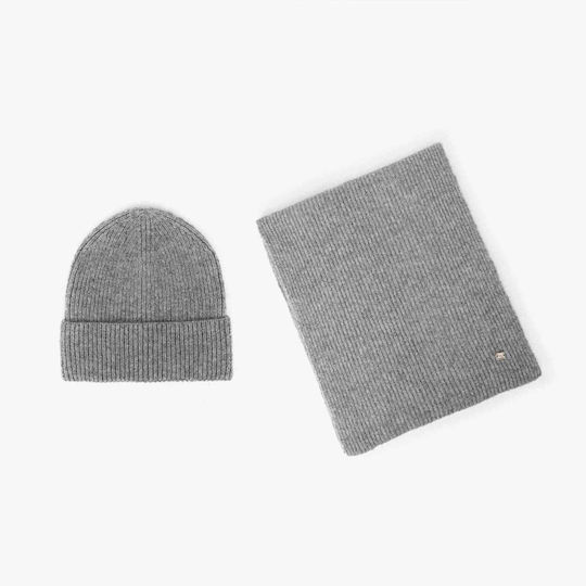 Women's Knitted Beanie in Grey