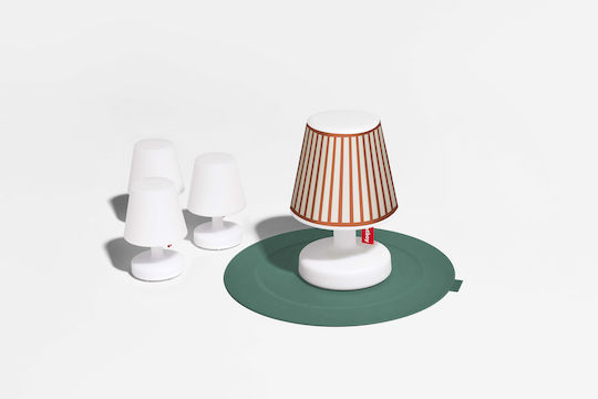 Fatboy Tischlampe mit Orangefarbenem Lampenschirm und Fuß