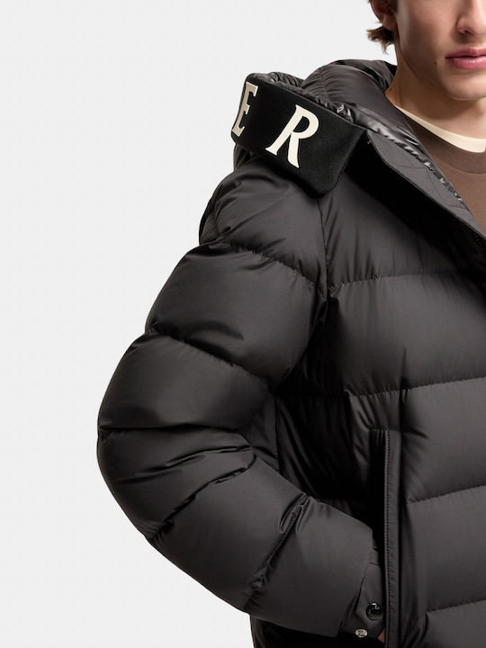 Schwarze Pufferjacke