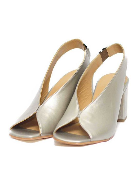 Mago Shoes