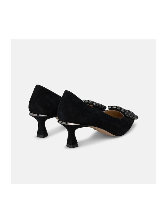 Schwarze Pumps