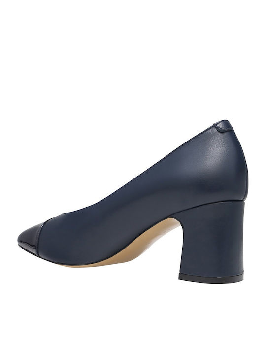 Pumps with a Chunky Medium Heel Navy