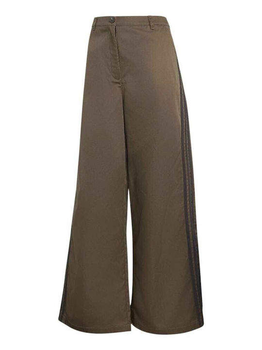 Women's Fabric Trousers in a Baggy Fit Brown