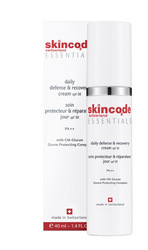 Skincode Essentials Moisturizing Day Cream Suitable for Sensitive Skin 30SPF 40ml