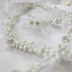 Porcelain wedding wreaths 70806