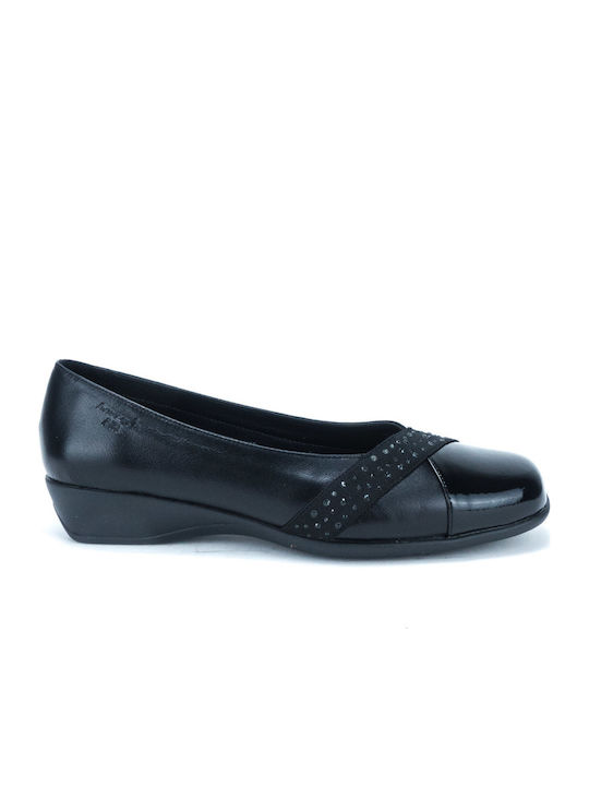 Boxer Women's Leather Slip-Ons Black