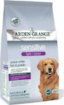 Arden Grange Sensitive Light/Senior 12kg Ξηρά Τροφή Διαίτης για Ηλικιωμένους Σκύλους με Πατάτες και Ψάρια