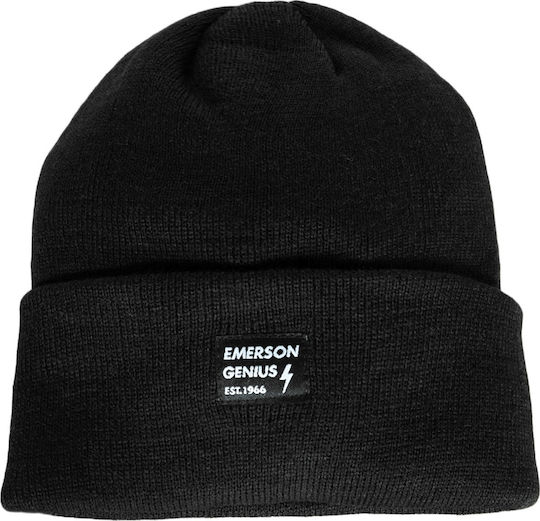 Beanie Beanie Knitted in Black color