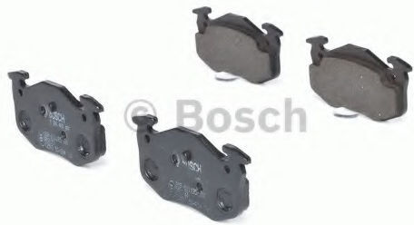 Bosch Σετ Τακάκια Πίσω 4τμχ για Citroen Saxo / Xsara / ZX Peugeot 205 / 306 / 309 Renault Clio / Megane