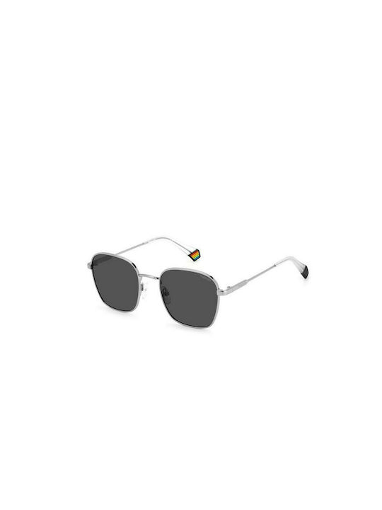 Polaroid Sonnenbrillen mit Silber Rahmen und Sc...