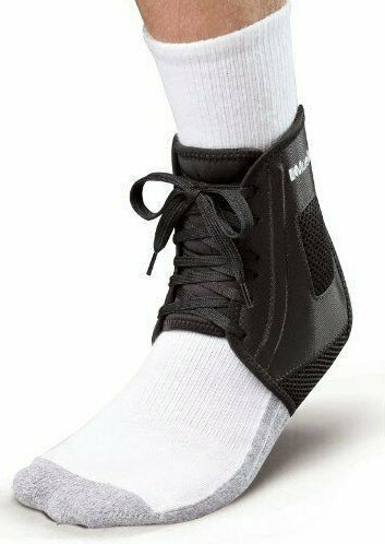 Mueller XLP 43004 Ankle Brace In Black Colour