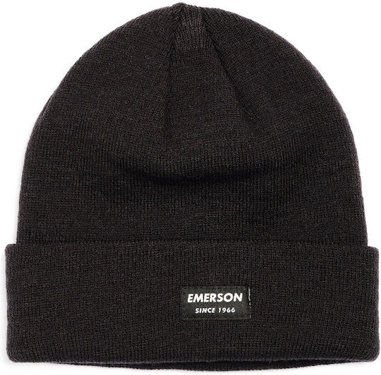 222.EU03.19 Beanie Unisex Beanie Knitted in Black color