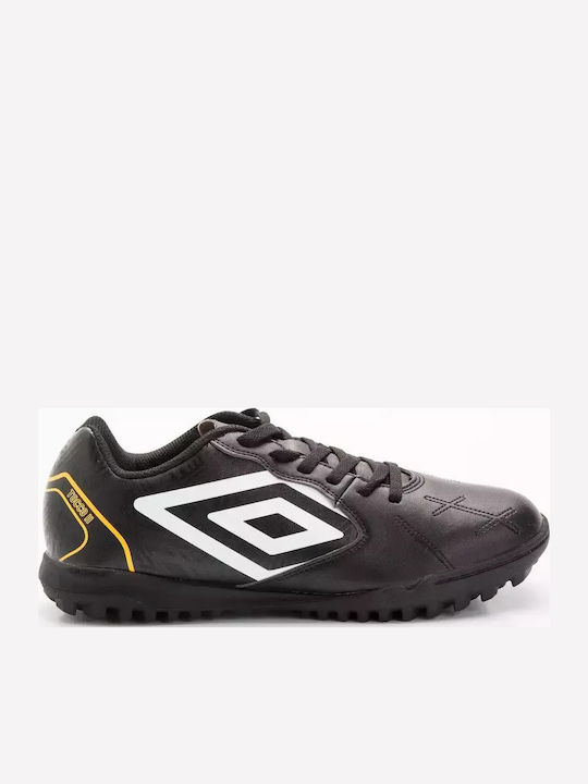 Umbro Tocco Ii League Football Shoes with Molded Cleats Black
