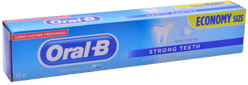 Oral-B Strong Teeth Οδοντόκρεμα 90ml