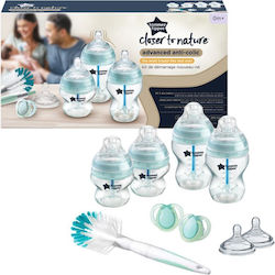 Tommee Tippee Set aus Plastikflaschen Advanced Anti-Colic Newborn Starter Set Gegen Koliken mit Silikonsauger für 0+, 0+ m, Monate 150ml 9Stück