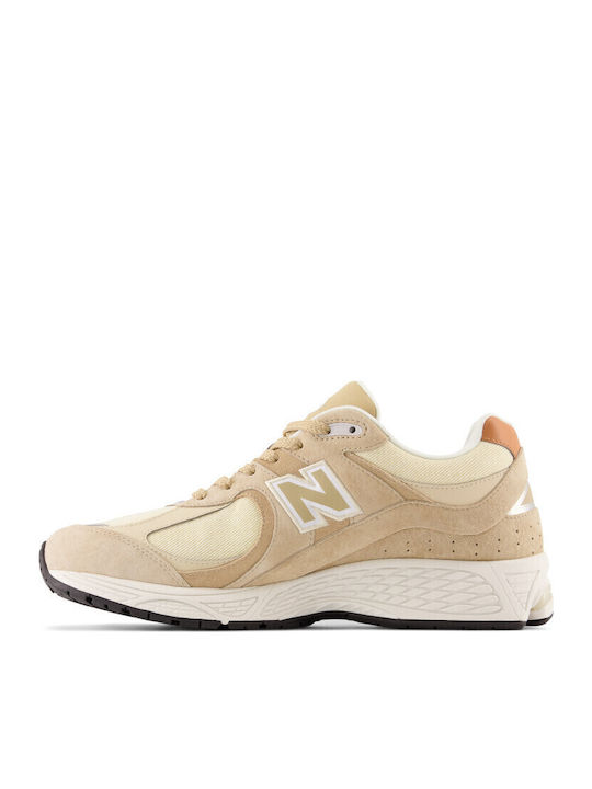 New Balance 2002 Chunky Sneakers Beige