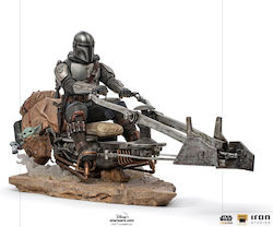 Iron Studios The Mandalorian: Mandalorianer auf einem Speeder-Bike Figur im Maßstab von 1:10