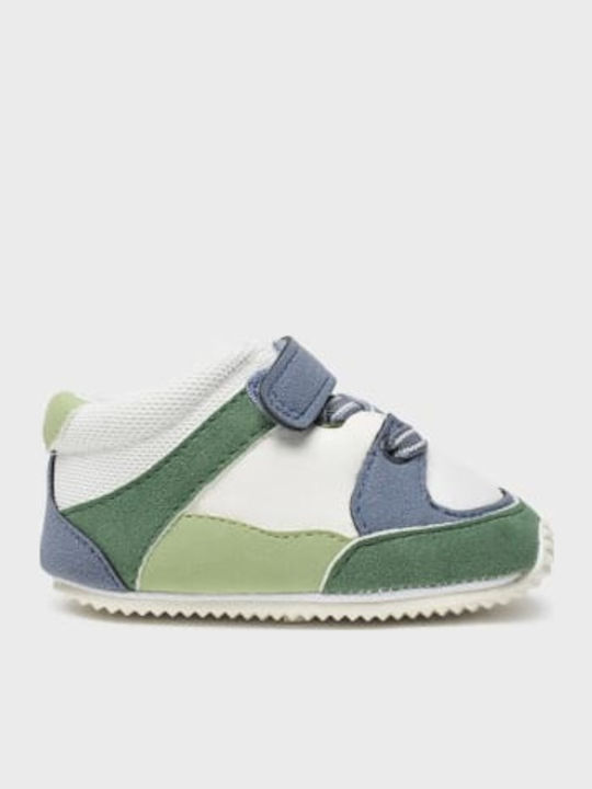 Mayoral Βρεφικά Sneakers Αγκαλιάς Πράσινα