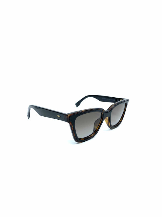 Fendi Sonnenbrillen mit Braun Schildkröte Rahmen und Braun Verlaufsfarbe Linse FF 0195/S LC1/HA