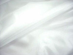 Плат за Дрехи Сатен 140x500бр Бял