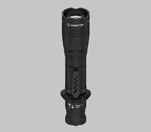 Armytek Pro Φακός LED με Μέγιστη Φωτεινότητα 660lm DOBERMANN