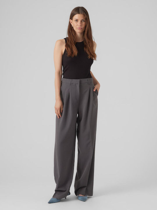 Vero Moda Women's Fabric Trousers in Dad Fit Gray