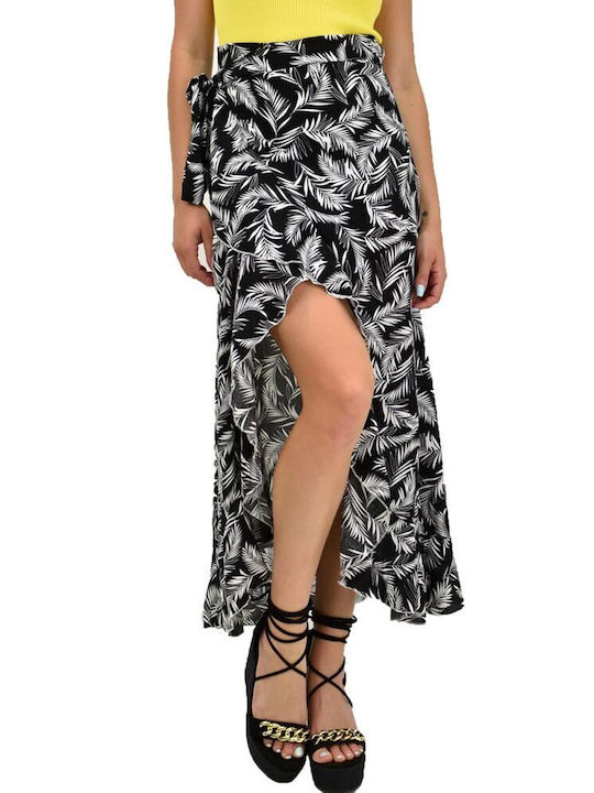 First Woman Skirt Floral in Black color